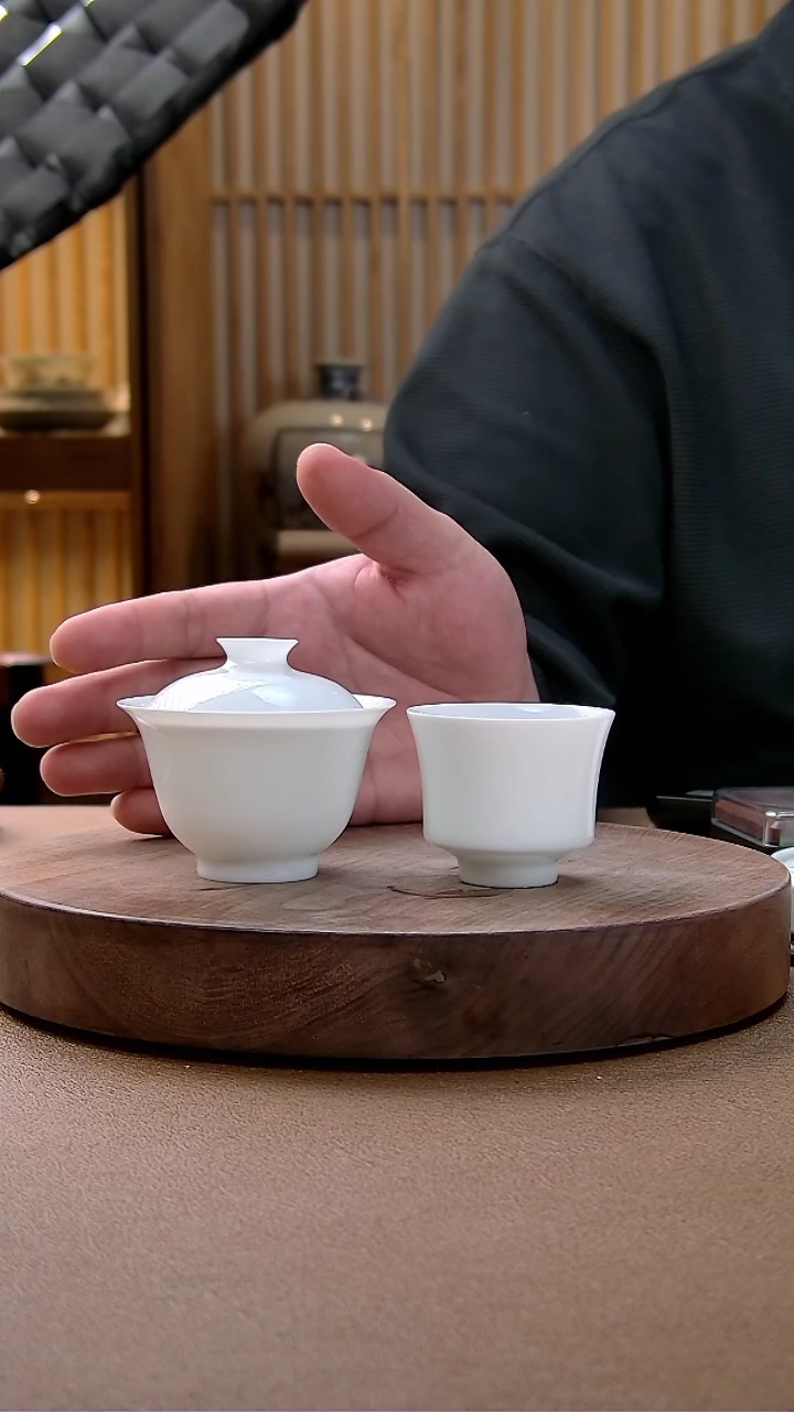 【闪购商品】超薄胎玉兰+7501鞠泉1只