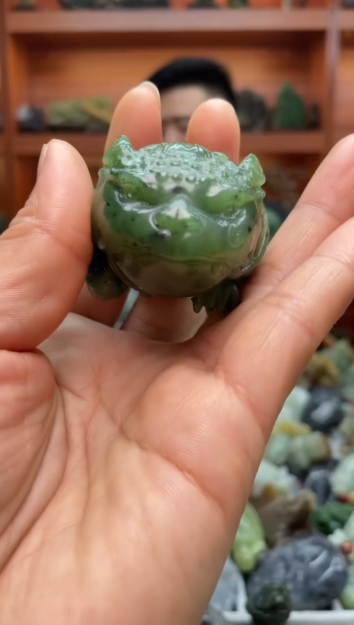 未镶嵌和田玉把件1