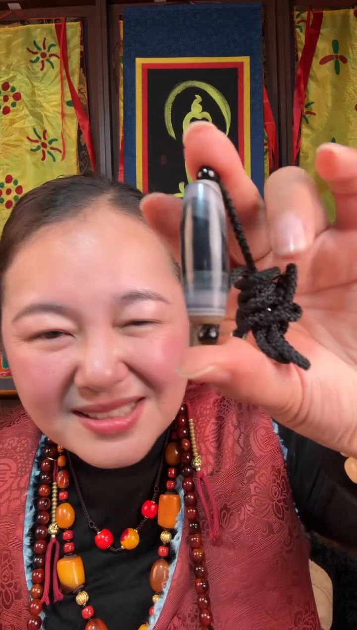 无非金属藏地丝丝古珠