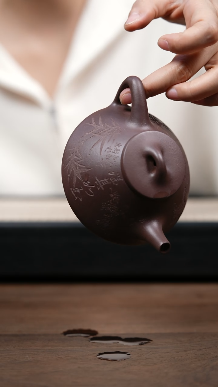 【闪购商品】紫砂茶壶YZL紫玉金砂子冶 刻绘
