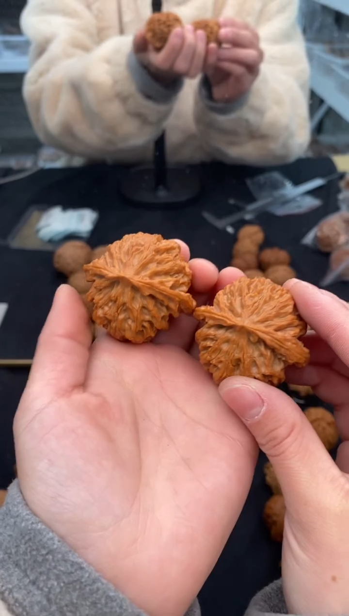 【闪购商品】文玩核桃把件苹果园44-t634