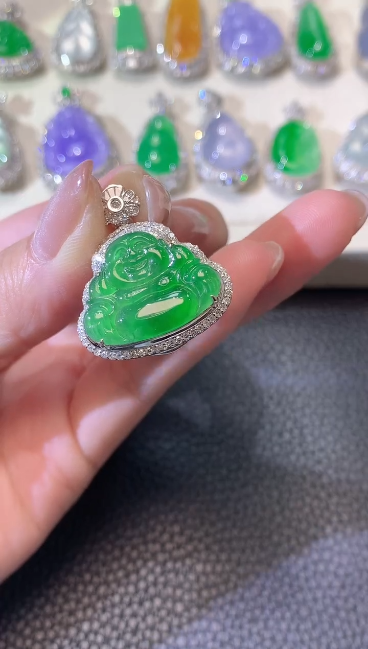 【闪购商品】翡翠吊坠(不含链)18K金镶嵌A61