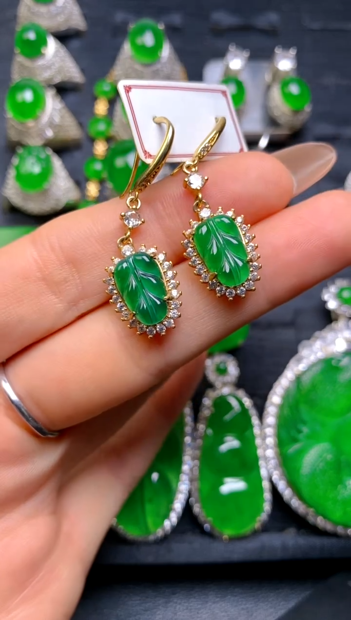 【闪购商品】翡翠耳坠未镶嵌耳坠