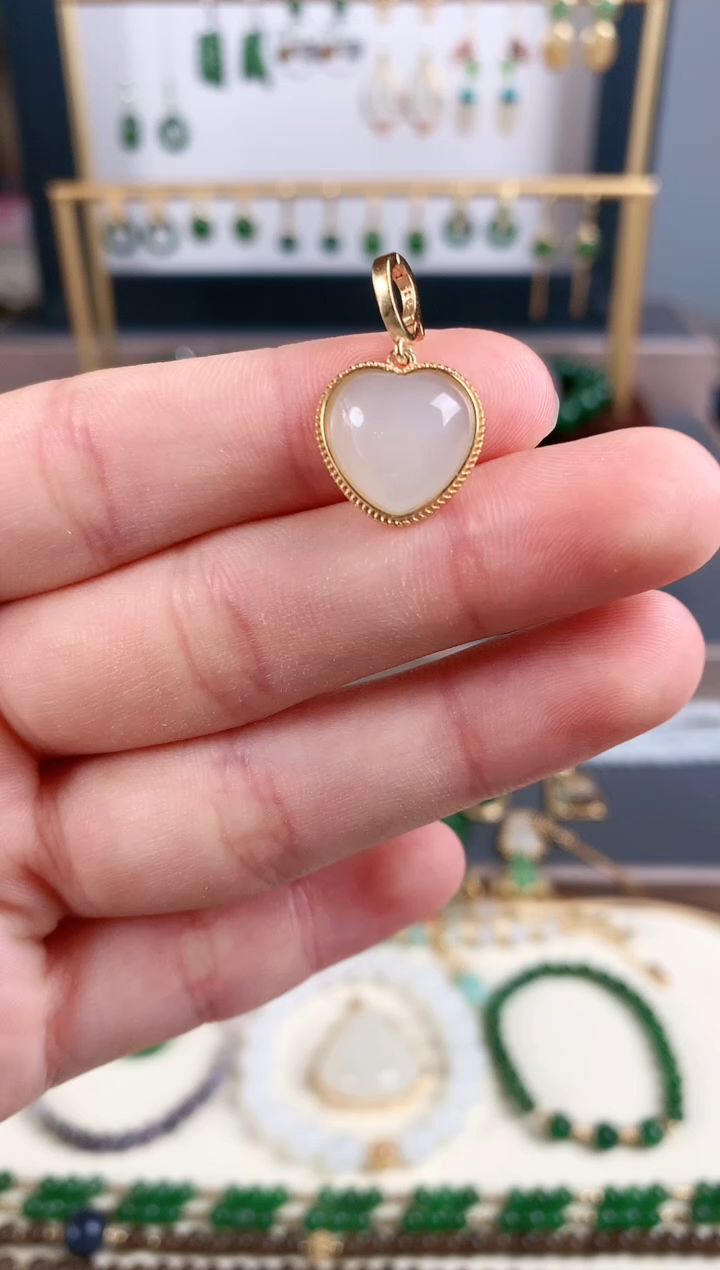 吊坠(不含链)银S925镶嵌和田玉1