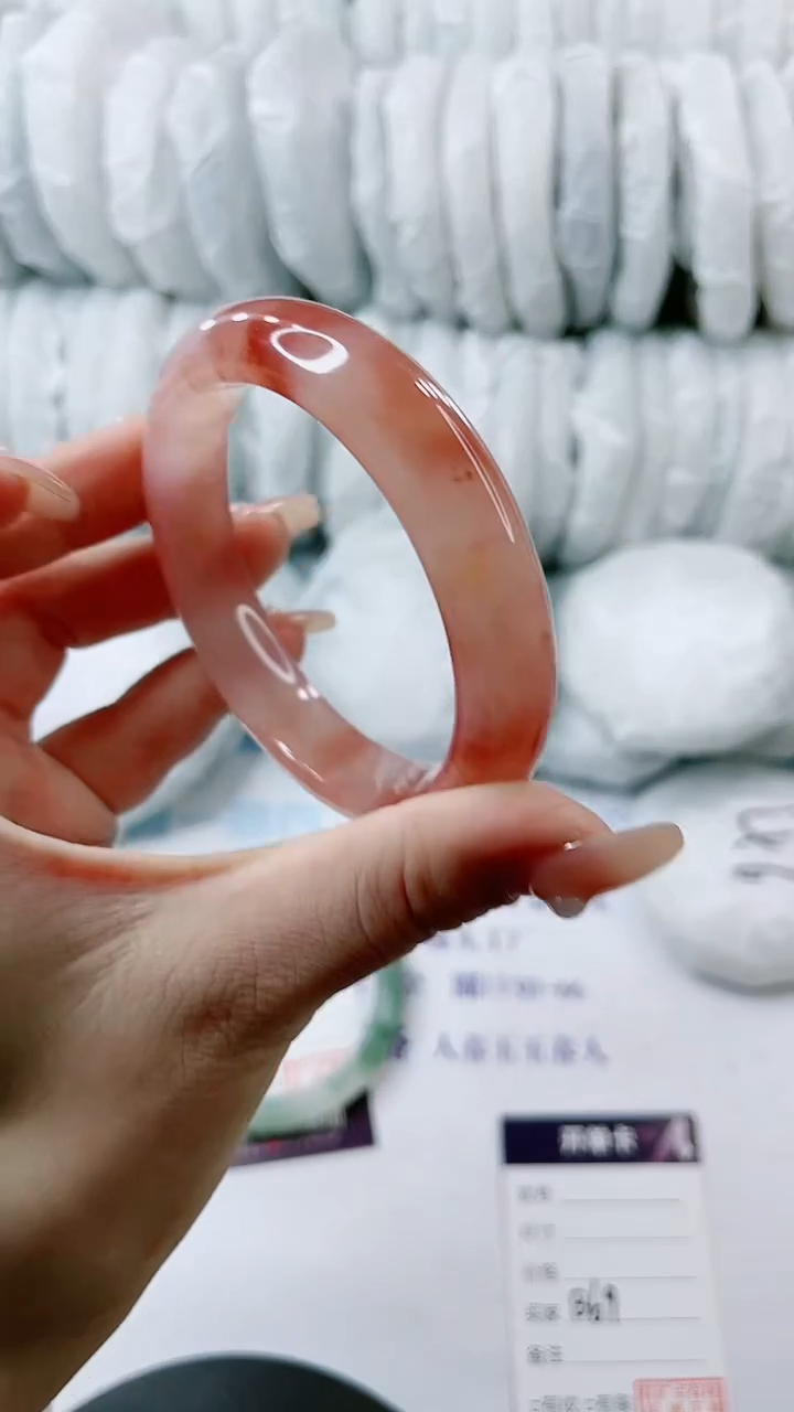 【闪购商品】石英质玉手镯未镶嵌多样性发货B69