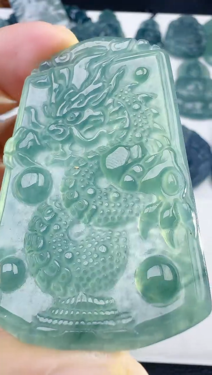 颈饰未镶嵌翡翠天然A货翡翠  多样性随机发其一