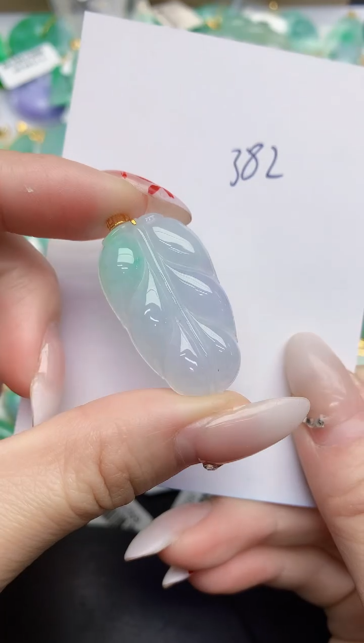 【闪购商品】翡翠颈饰18K金镶嵌000000000000