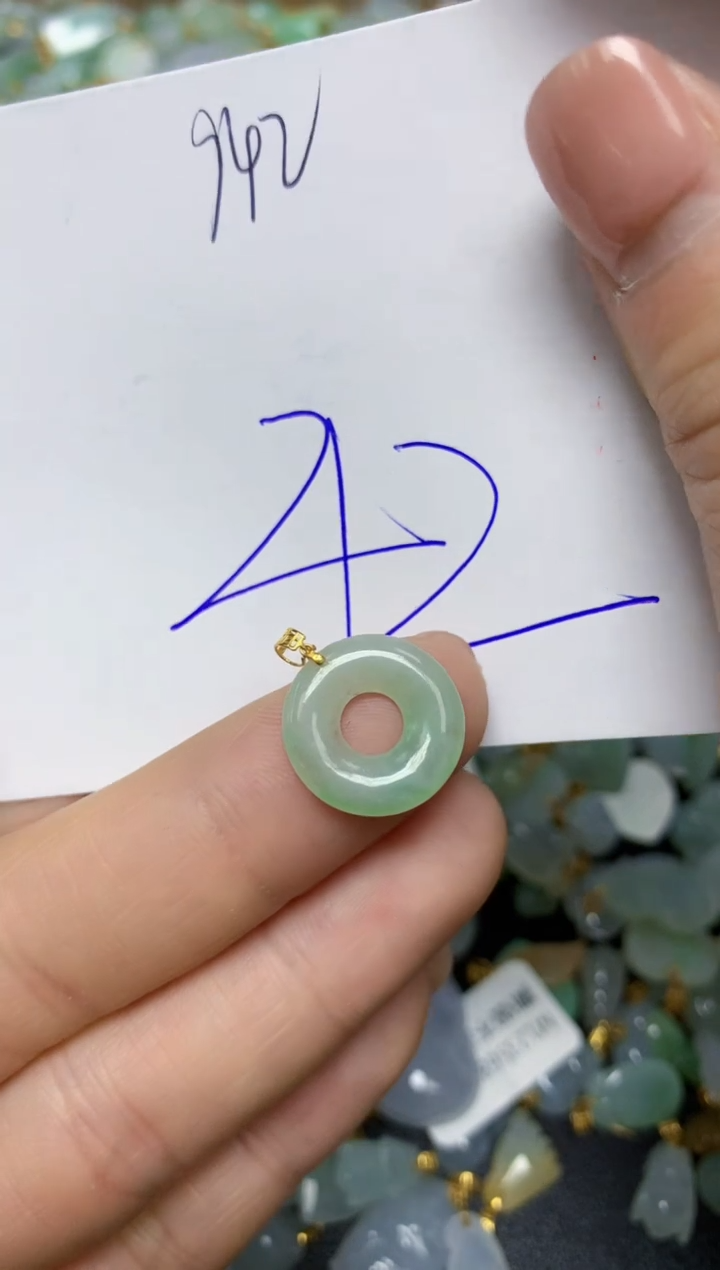 【闪购商品】翡翠挂件18K金镶嵌 天然翡翠A货