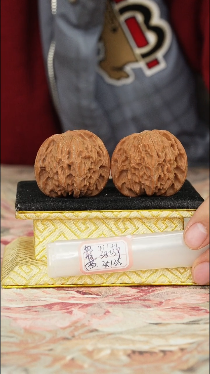 【闪购商品】文玩核桃把件磨盘