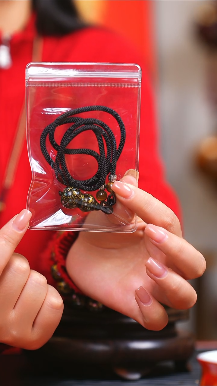 【闪购商品】JO239大漆黑金螺钿紫光檀小脖挂