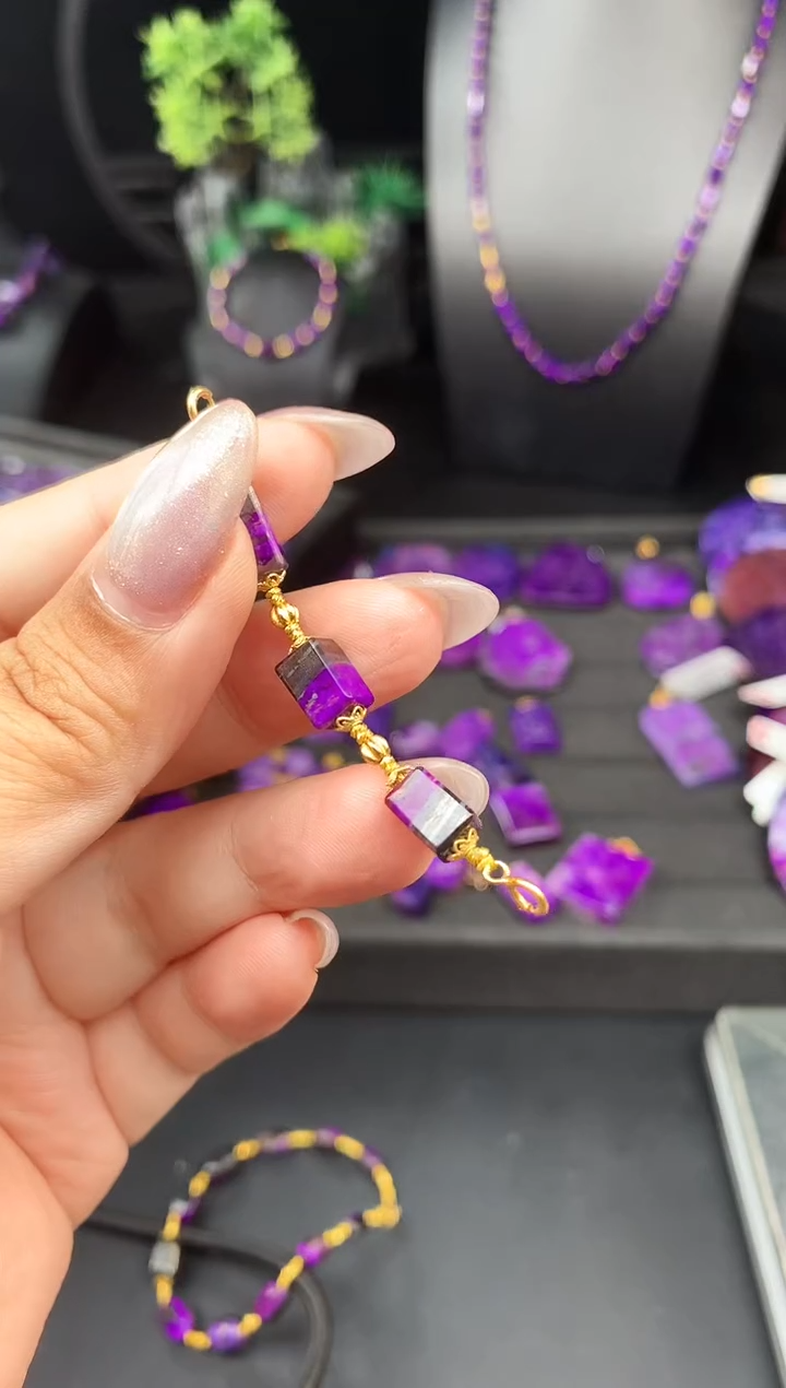 【闪购商品】苏纪石（舒俱来）延长链未镶嵌.