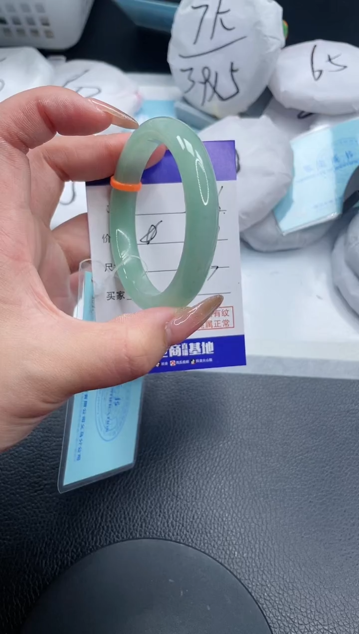 【闪购商品】石英质玉手镯未镶嵌21S266-51