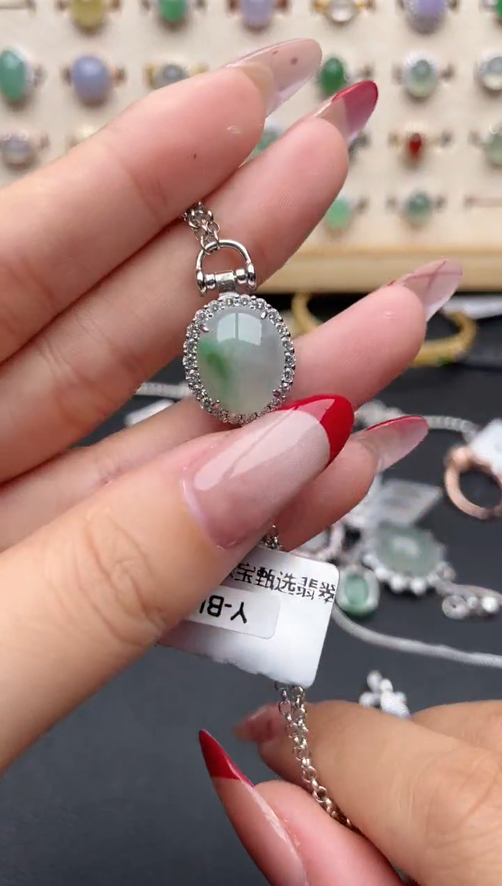 【闪购商品】翡翠戒指银S925镶嵌一物一证一礼盒