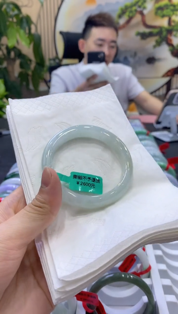 翡翠手镯未镶嵌457