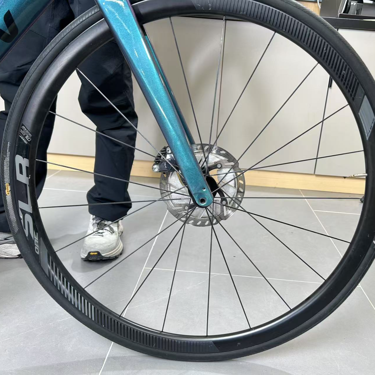 捷安特SLR 1碳纤维自行车轮组一对 