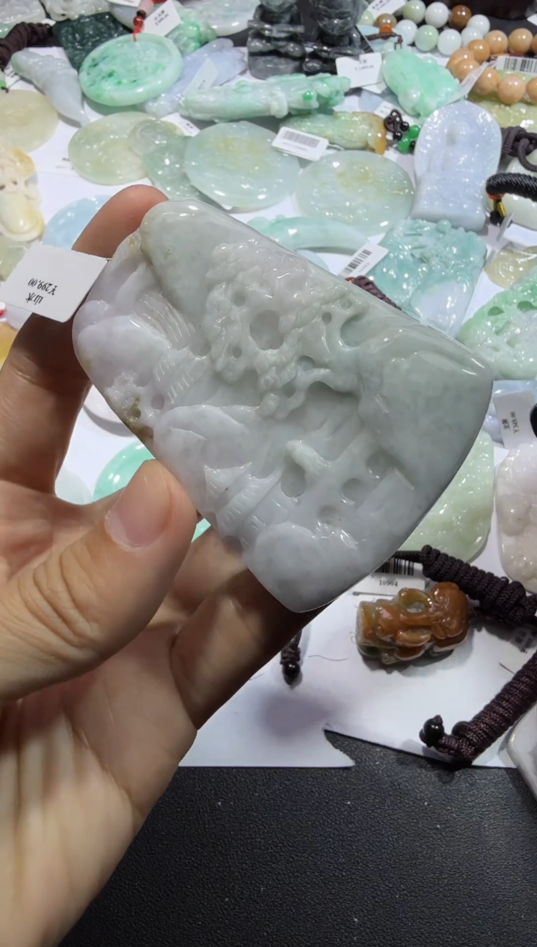 【闪购商品】翡翠颈饰未镶嵌00005390