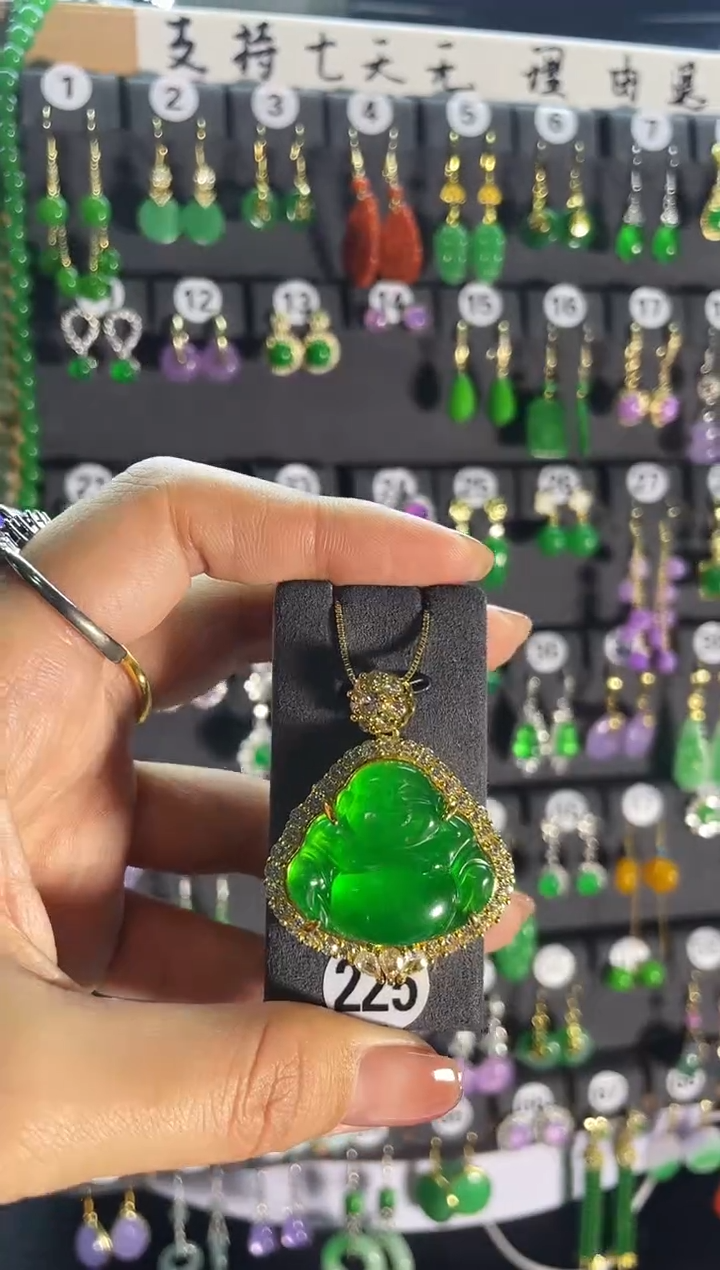 【闪购商品】翡翠耳饰银S925镶嵌225....