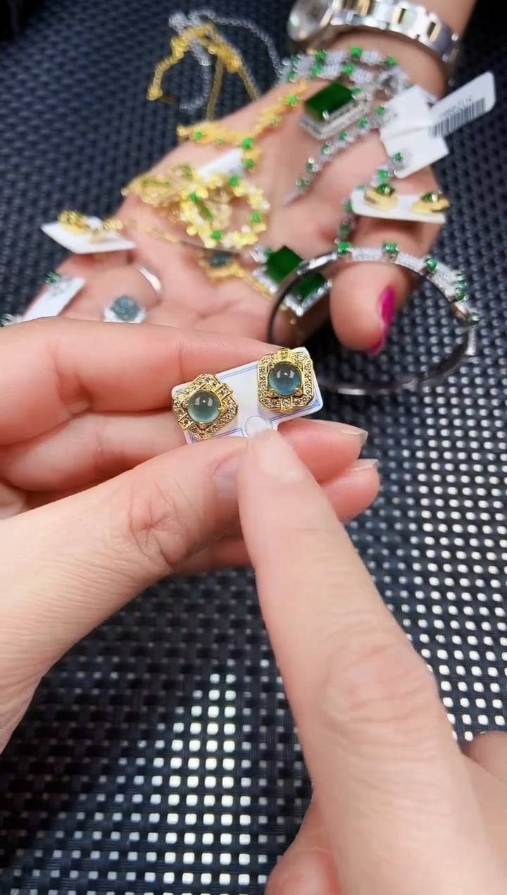 【闪购商品】翡翠耳饰未镶嵌111111111