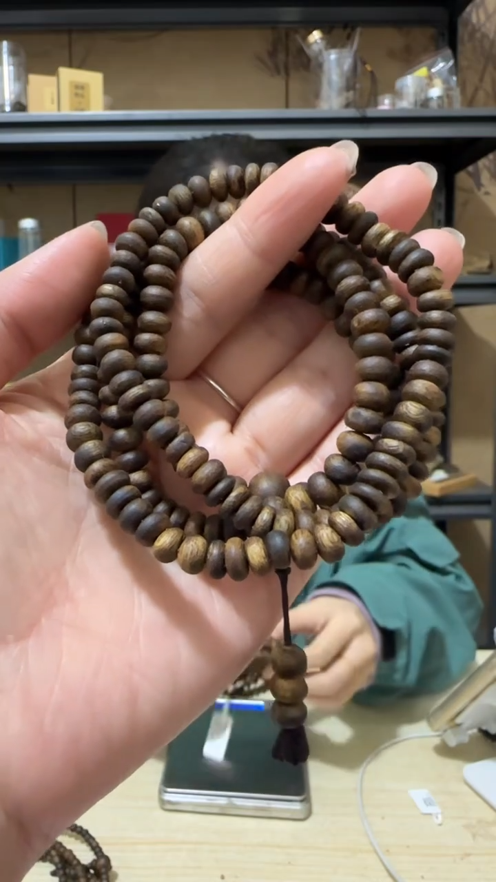 【闪购商品】沉香手串45号棋楠虫漏料多圈16克+