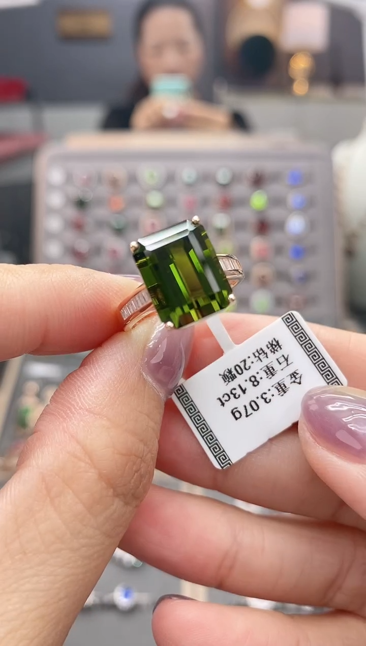 18K金镶嵌戒指碧玺8.13    