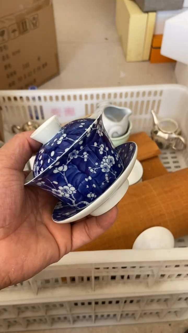 杯无运费险有瑕疵的摄影的产品有使用过的痕迹有点脏介意勿拍