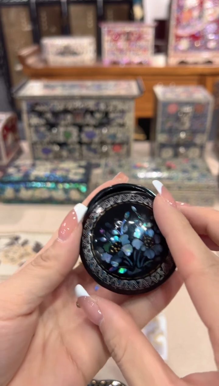 【闪购商品】微瑕老货弘贝雅螺钿漆器文化馆  