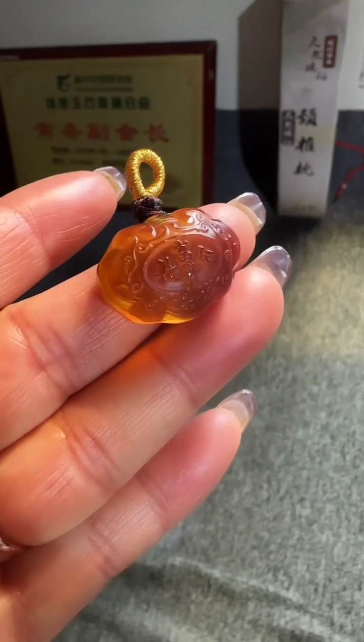 琥珀吊坠(赠链)未镶嵌#52缅甸琥珀吊坠