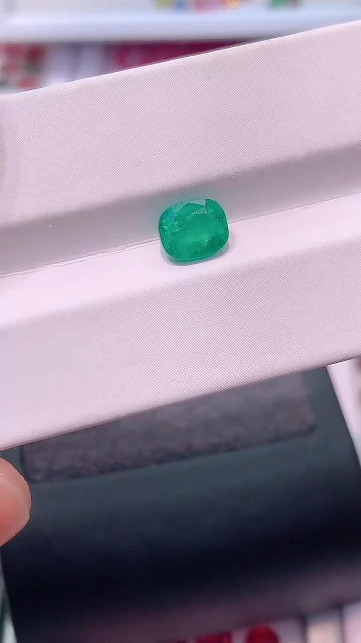 【闪购商品】祖母绿裸石未镶嵌赞比亚1.38