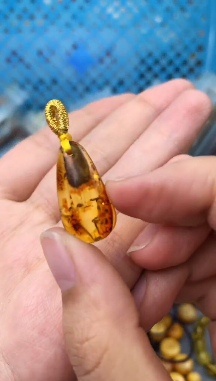【闪购商品】琥珀珠宝奇石未镶嵌654615