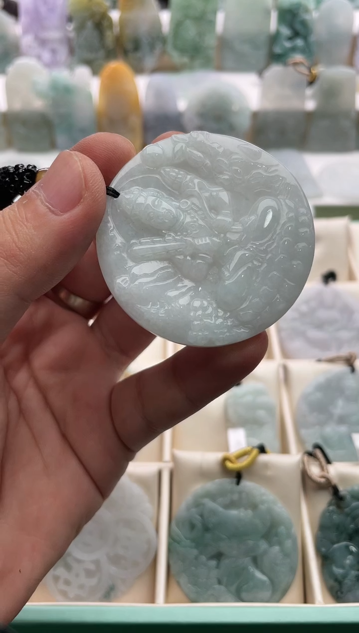 【闪购商品】翡翠颈饰未镶嵌..../2/13/ 74