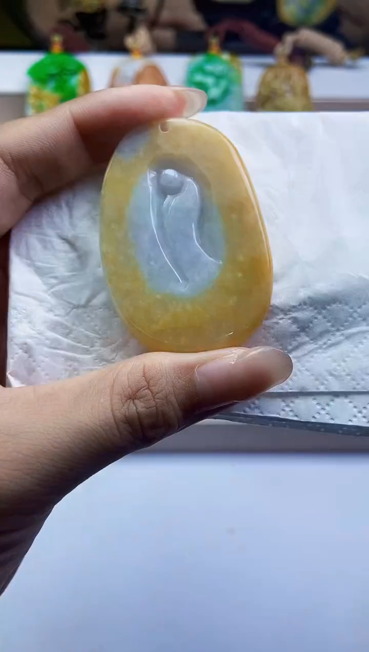 颈饰未镶嵌翡翠翡翠A货