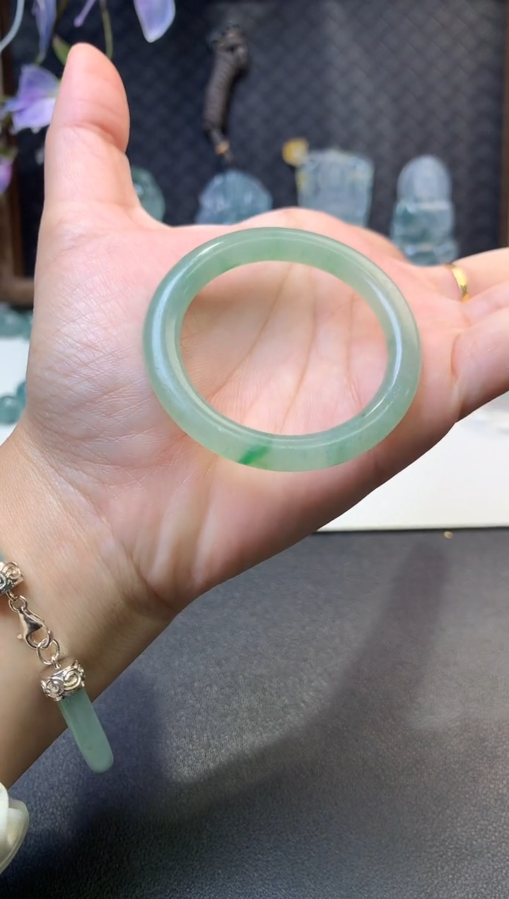 未镶嵌定制翡翠毛货