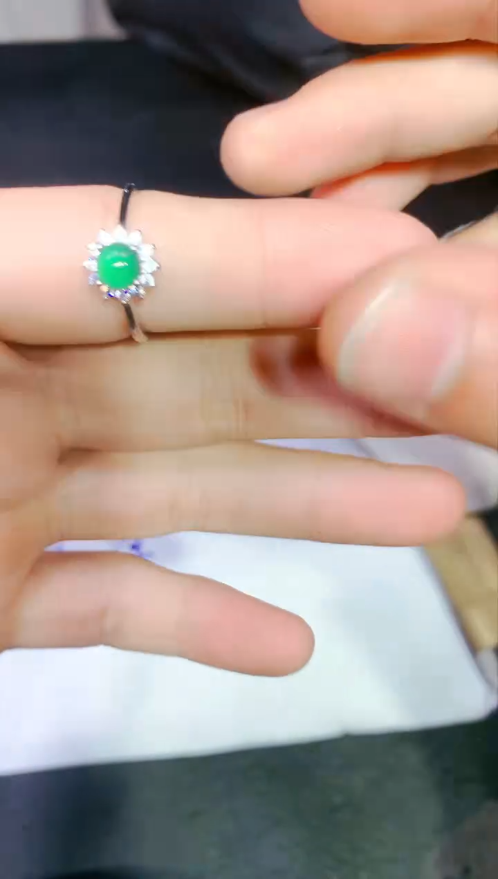 【闪购商品】定制翡翠未镶嵌31定制翡翠多样性发其一