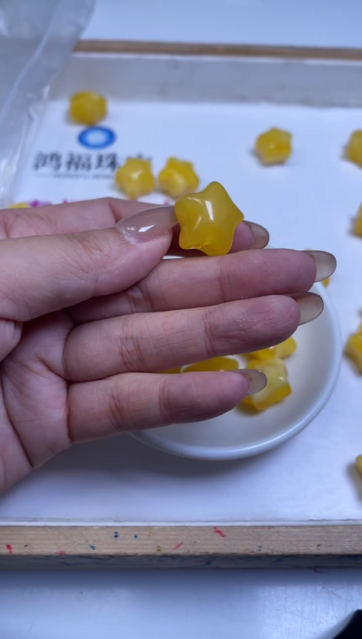 裸石蜜蜡未镶嵌E109 蜜蜡 五角星18*14mm1个5.8元