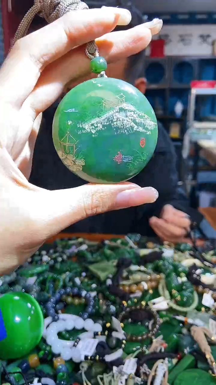 未镶嵌和田玉挂件1