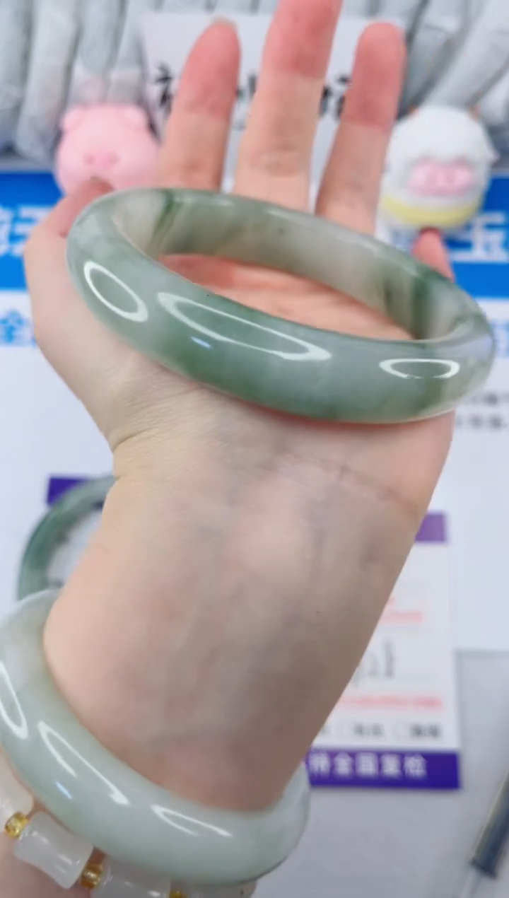 【闪购商品】石英质玉手镯合金44-62.8