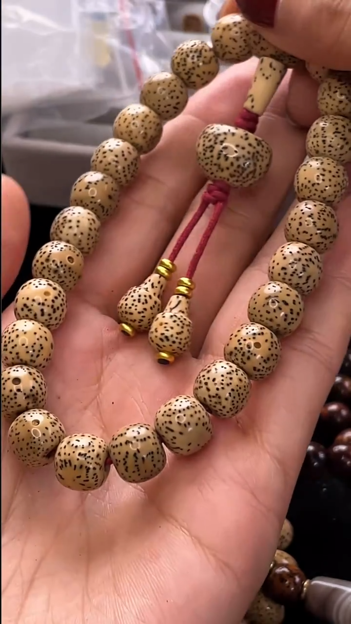 手串星月菩提精工级陈籽桶珠10*9手持