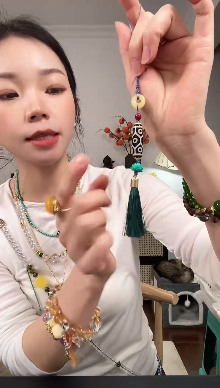 【闪购商品】琥珀颈饰未镶嵌A635AAAAA