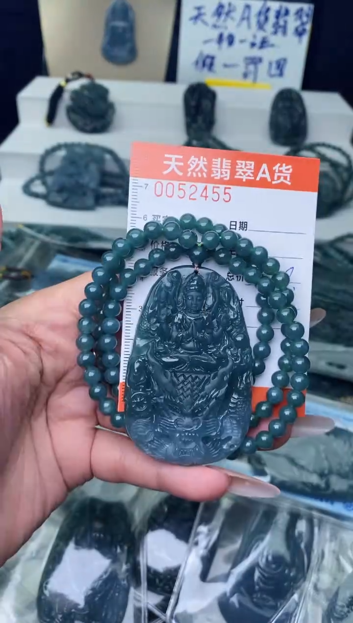 【闪购商品】翡翠颈饰未镶嵌·············