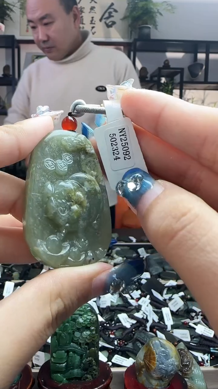 颈饰未镶嵌和田玉2324