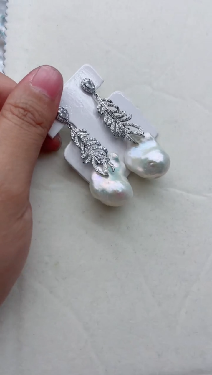未镶嵌耳饰淡水珍珠多样性发其一，非无暇