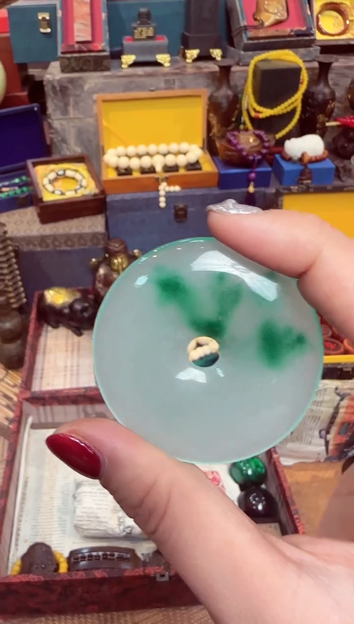 【闪购商品】翡翠颈饰未镶嵌