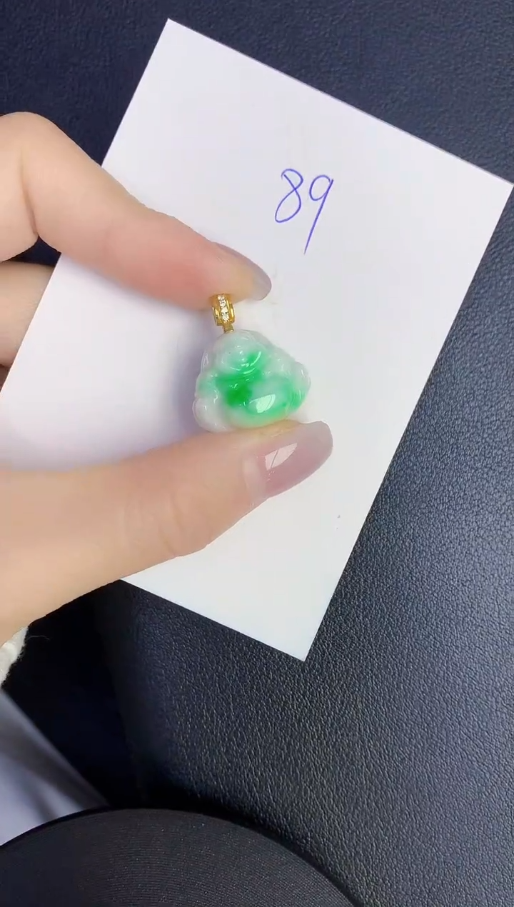 颈饰未镶嵌翡翠缅甸天然翡翠A货