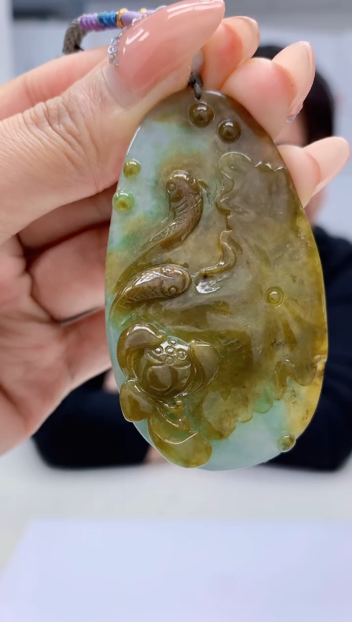 【闪购商品】定制翡翠未镶嵌5060MM-毛货挂件65