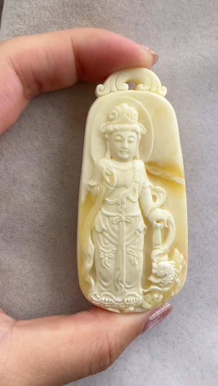 【闪购商品】琥珀裸石未镶嵌10122237-吊坠