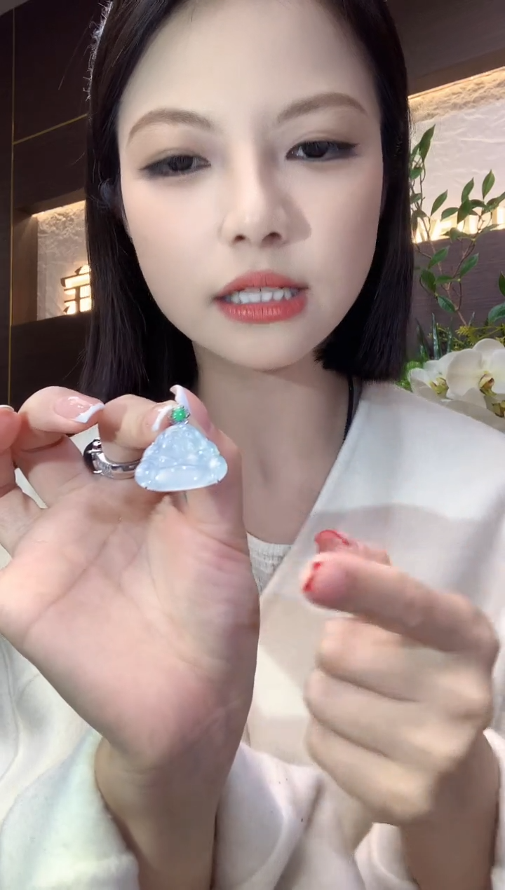 吊坠(不含链)18K金镶嵌翡翠D6