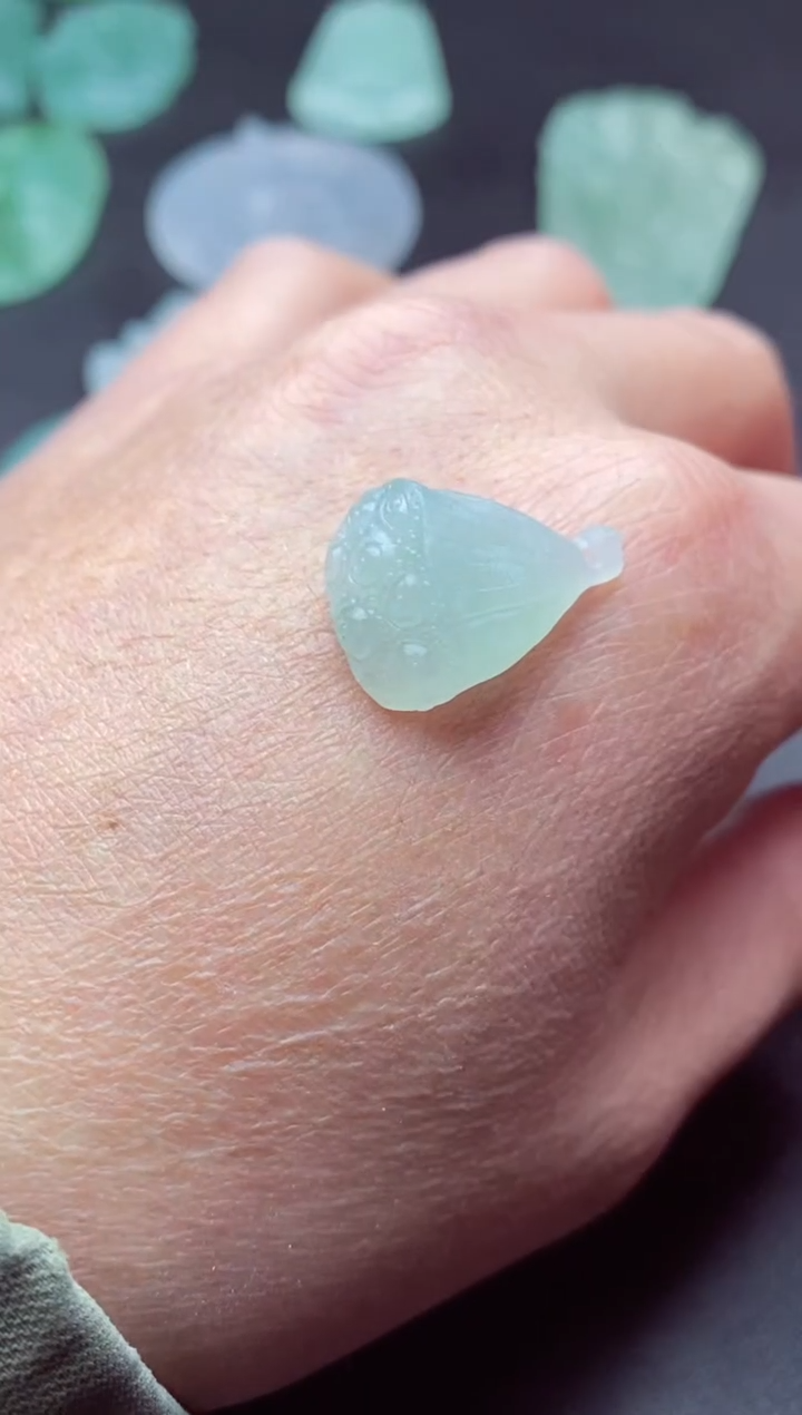 未镶嵌定制翡翠未镶嵌定制翡翠a货翡翠