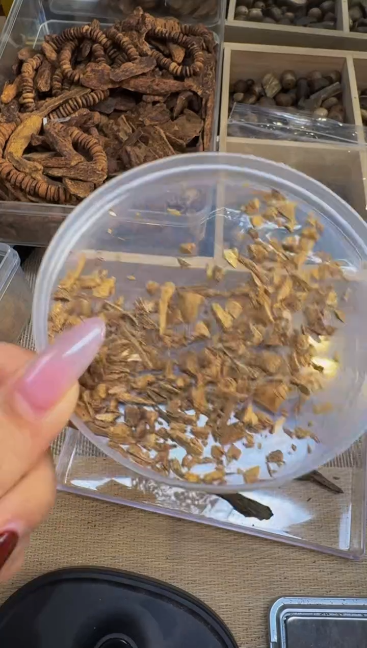 【闪购商品】沉香吊坠斯里兰卡