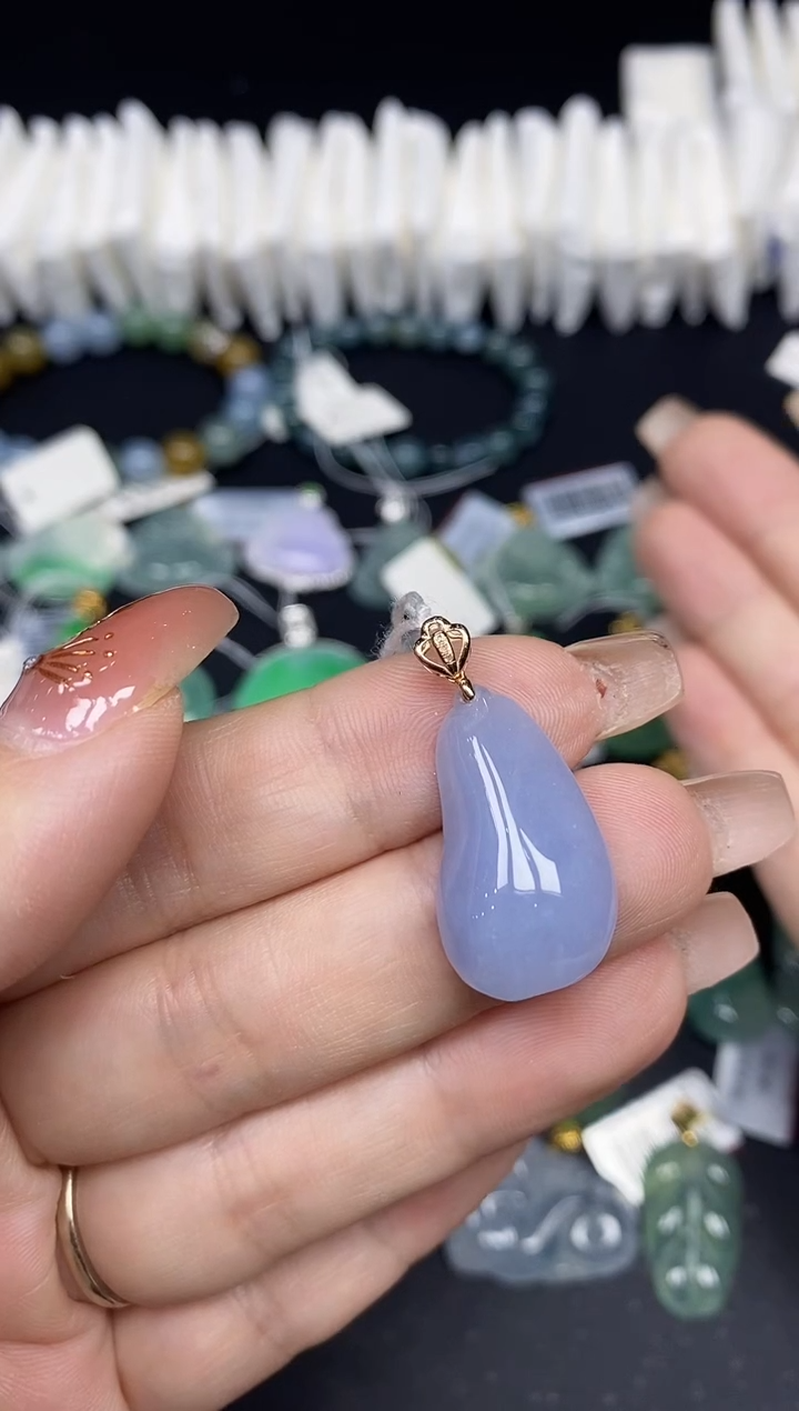 吊坠(不含链)18K金镶嵌翡翠福瓜18K金扣镶嵌@@CMT