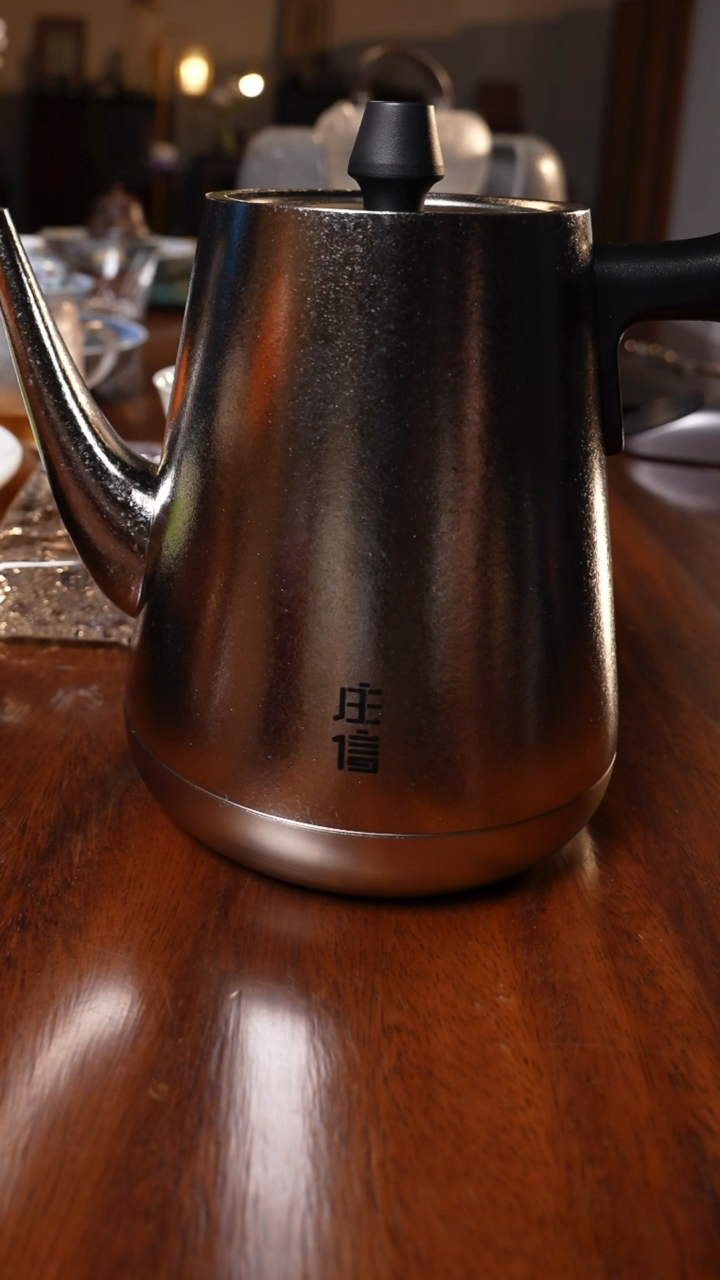 弥生茶器迎接26年福气